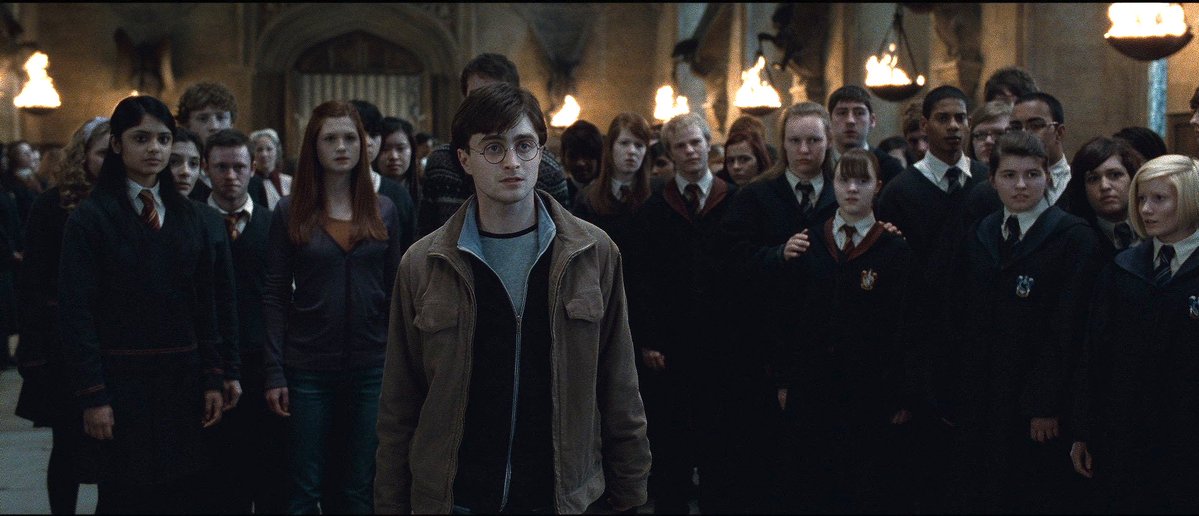 TheNextMazer's tweet photo. Let's not pretend the first Potter series didn't turn into the most desaturated major movie franchise in history https://t.co/tpWrZJYRwE