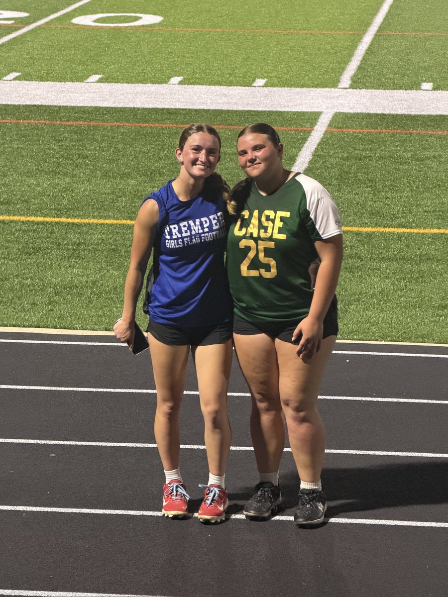 MalloryMei79681's tweet photo. Had such a fun time playing my first ever flag football game last night! It was so much fun playing against one of my softball teammates too! @2010Wisconsin @WI_LightningSB Here are some of my clips: https://t.co/5R05xeD24u