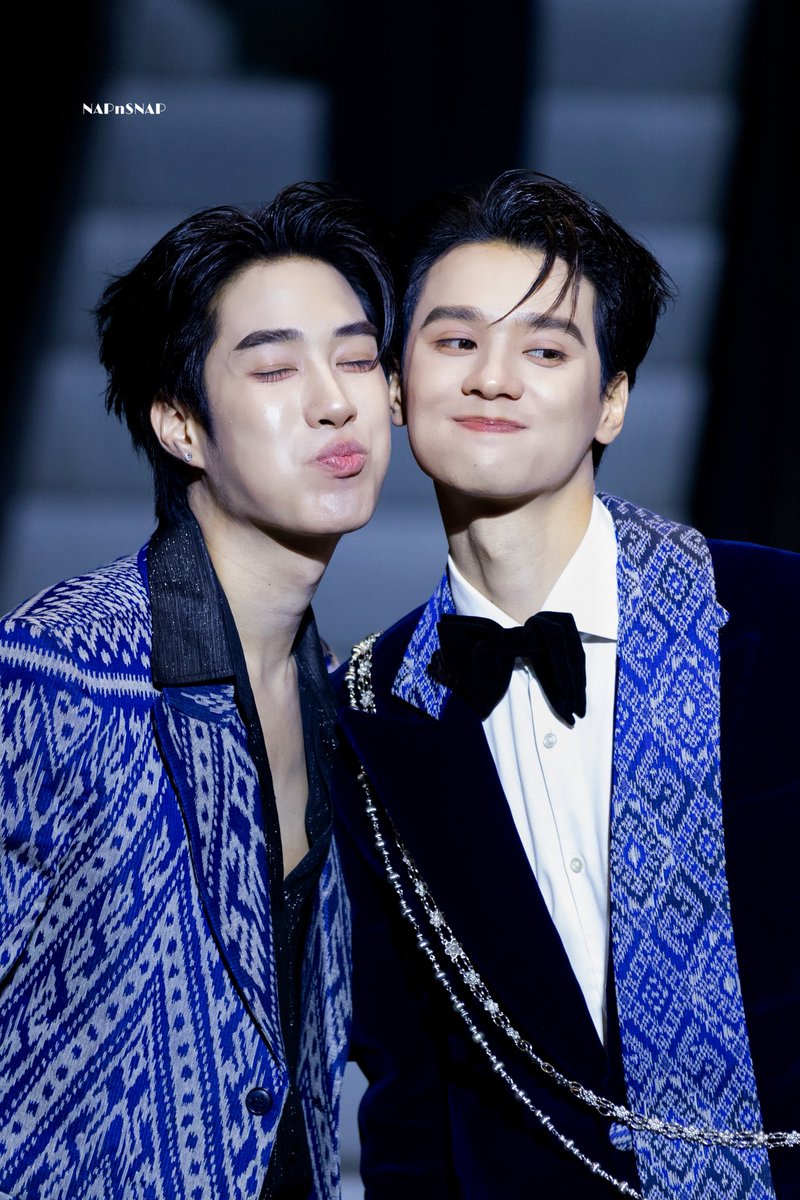 NAPnSNAP's tweet photo. กิ๊งต๊อกจุ่มแก้มเสียงกรี๊ดดังมากกกก 😆

#YentertainAW26xTLE
#YEntAwards26xKNP
#TLE_mtm #KengHarit https://t.co/etnZ5WYv9n