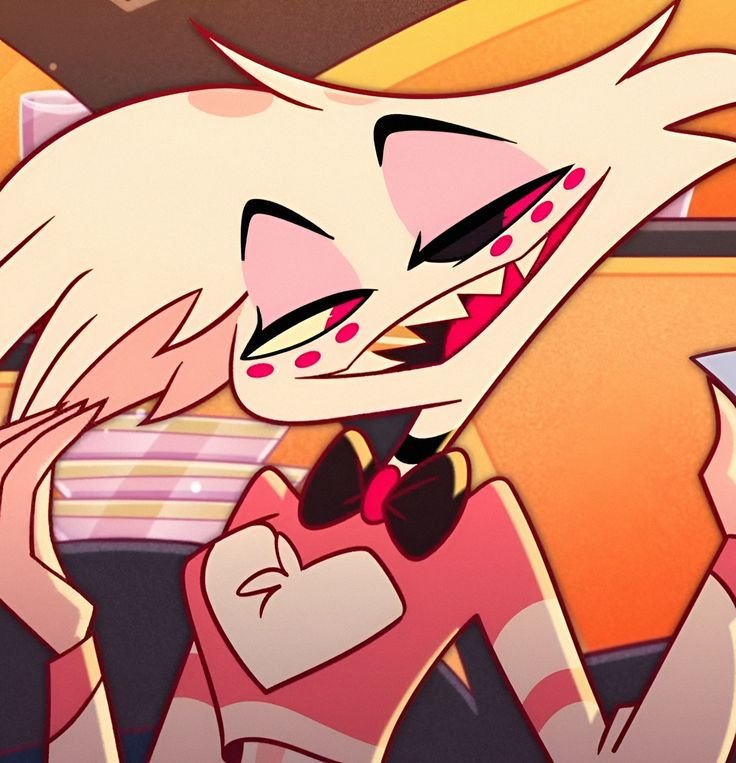 valendustjm's tweet photo. Me parece gracioso que una australiana tenga como novio a una serpiente y como mejor amigo a una araña https://t.co/GMpznqawLy