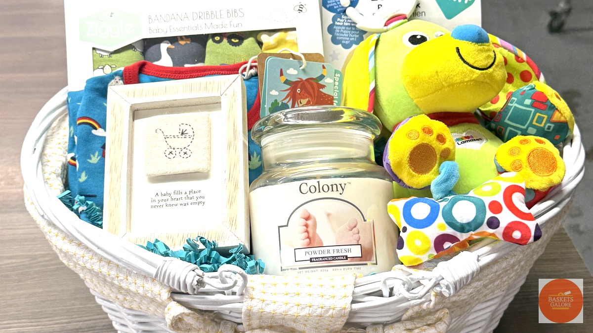 BasketsGalore's tweet photo. Today's Gift Basket Of The Day was the "New Arrival Baby Gift Basket Boy" πΆ
https://t.co/fGn6wFysOU
Follow & RT to enter #prize draw to #win a Gift Basket.
More info via our blog.
#giftbasketoftheday #gifts #competition #giftbasketsrule #newbaby https://t.co/g3h8KOFUbj