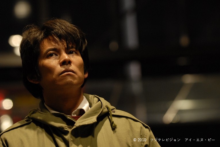 fujitv's tweet photo. 🌱皆様今週も本当にお疲れさまでした🌱

明日の土曜プレミアムは…！！

◤◢◤◢◤◢◤◢◤◢◤◢◤◢◤◢
　　  　　　 　  映画
　  #踊る大捜査線 THE MOVIE3
  🚨　 　ヤツらを解放せよ！ 　🚨
◤◢◤◢◤◢◤◢◤◢◤◢◤◢◤◢

9月に入り…いよいよ…！！
最新作の公開が今月となりました！！🎞️

みなさん、もうそろそろ、
公開が待ちきれなくなってきたのでは？😏

明日よる8時は…テレビの前に集合せよ！🫵