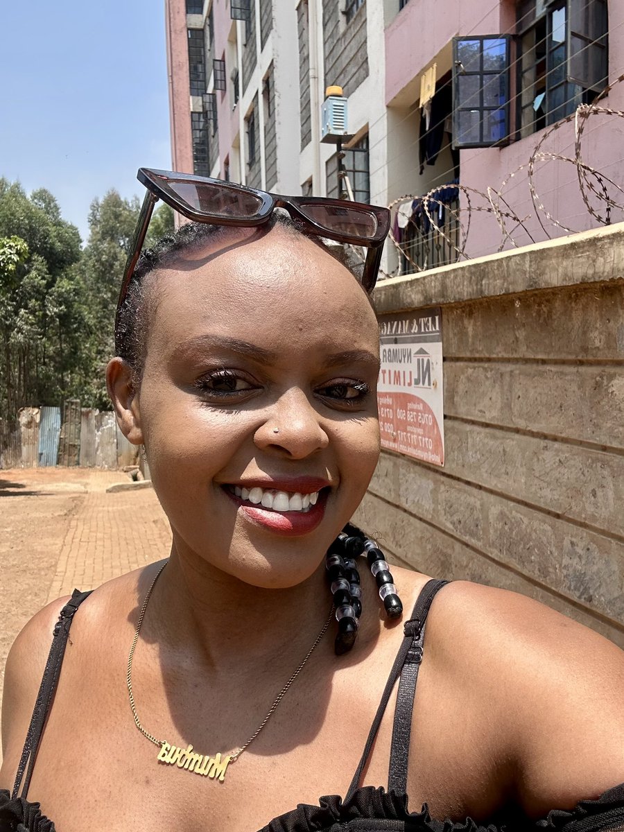 themumbua1's tweet photo. Niliwashow madame wa airport hua na facecard mbaya. Pls presave link🙏🏽.
https://t.co/MAHwFwerDF https://t.co/XfnljAk7LI