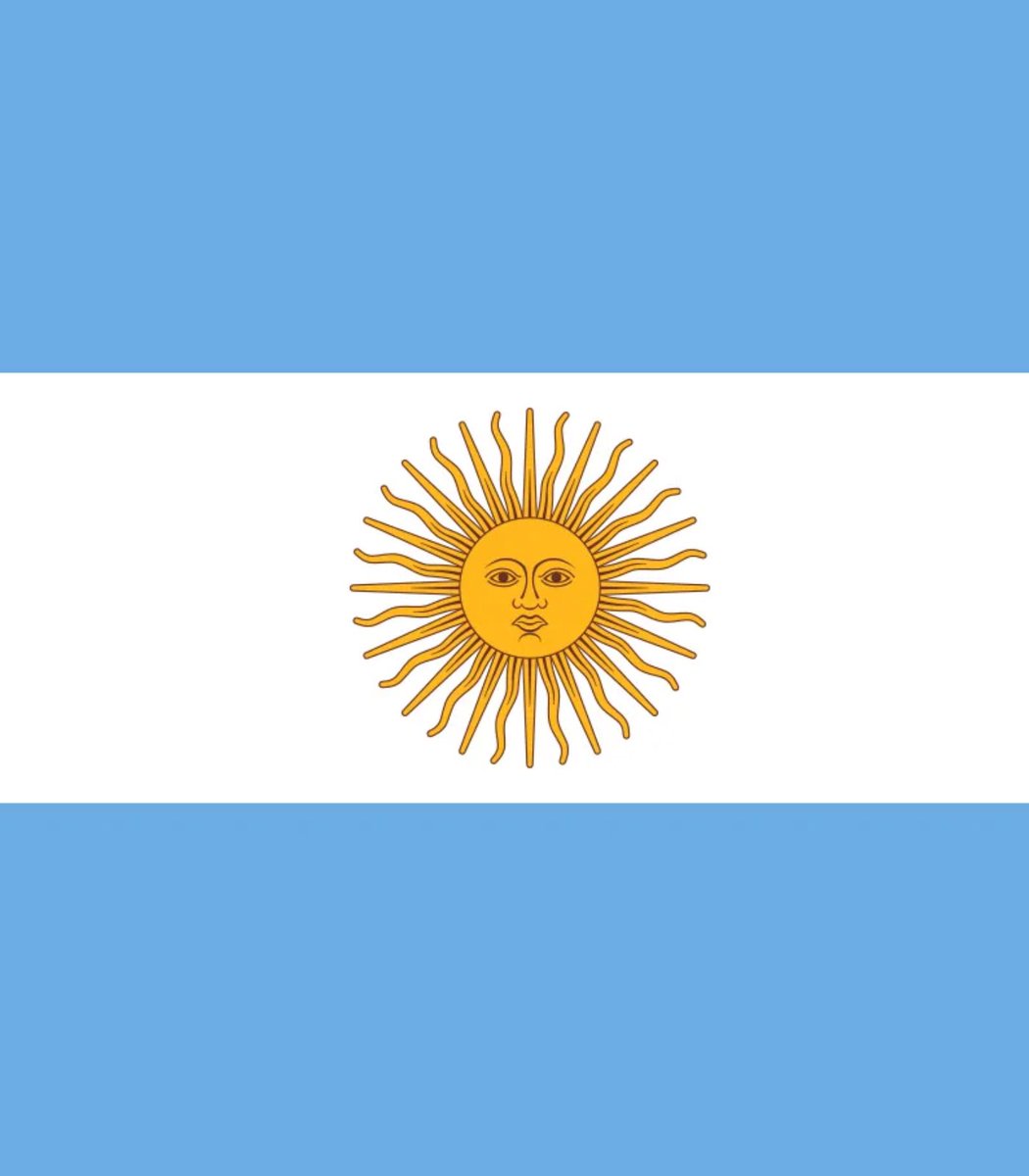 pubity's tweet photo. Argentina is pausing all football matches at the 10th minute this weekend to honor Messi after his retirement from the national team.

There will be a minute-long round of applause before play resumes. https://t.co/XQdUoSTqTR