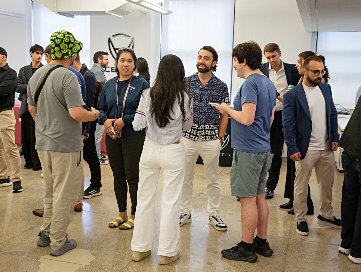 margarita_kado's tweet photo. Thank you to everyone who joined us at @CertiK’s NYC headquarters! And a huge thank you to @XDC_USA and @TravisJohn for joining @magnusweb3 and me for a great panel discussion. 

I’m already looking forward to bringing everyone together again for more events like this 😎 https://t.co/iF6cYKMvTq
