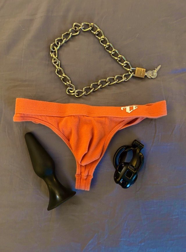 LockedAtl's tweet photo. The only appropriate attire for locked subs attending Labor Day Pool Parties. https://t.co/QlBXkDWKZk