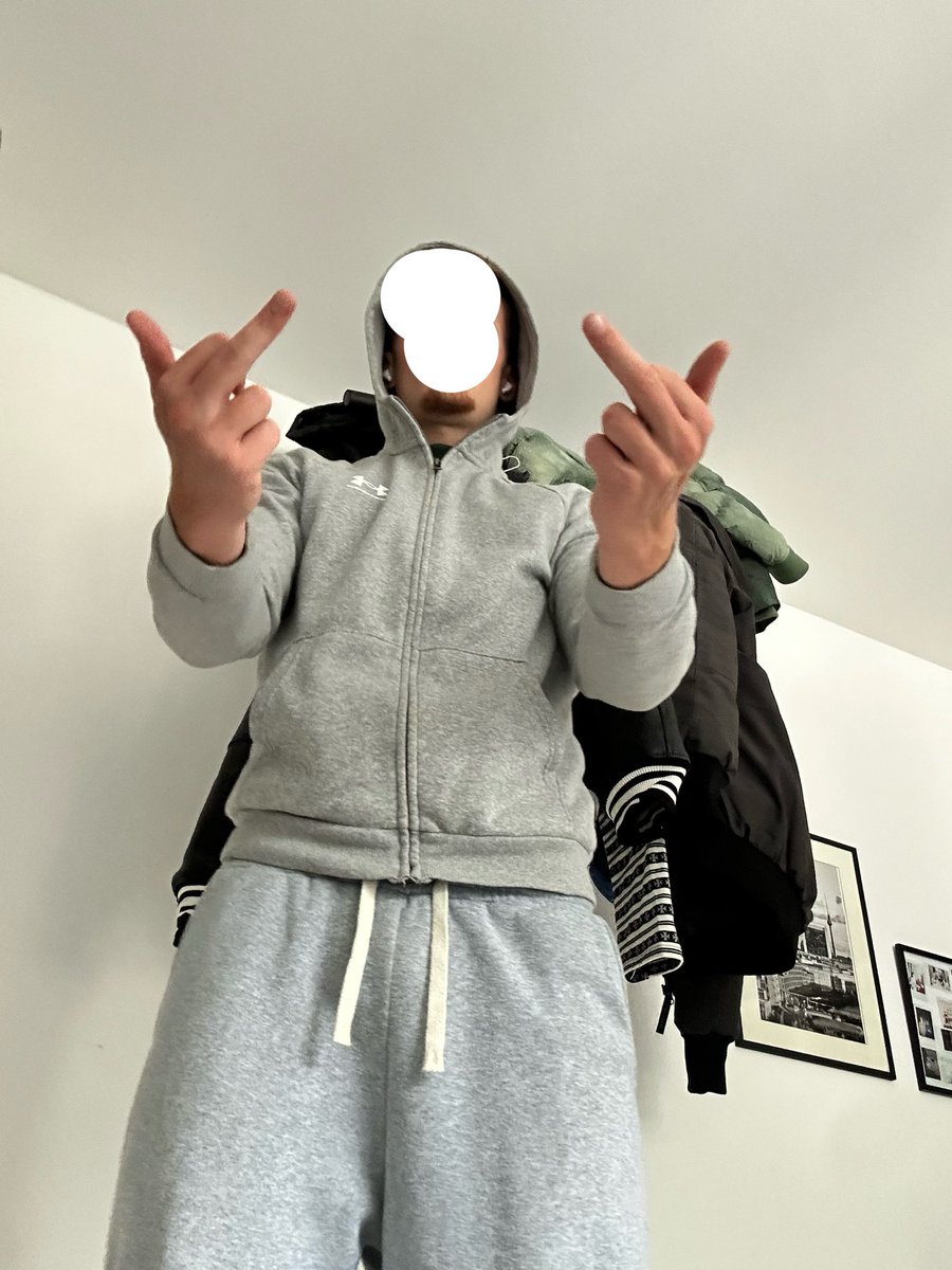 GermanBoss2005's tweet photo. Good evening. 

How much money did you earn for me today?

#findom #boss https://t.co/KH2Pk0oLcd