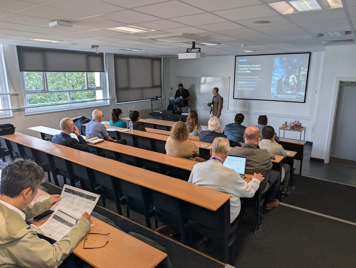 ciltuk's tweet photo. Day Two of #LRN26 included with a keynote session on how ports and logistics support employment, followed by parallel research sessions, a freight decarbonisation industry plenary and panel, and a closing speech by Helen Hardy - highlighting the achievement of 30 years of LRN! https://t.co/cw0IL1IXpF