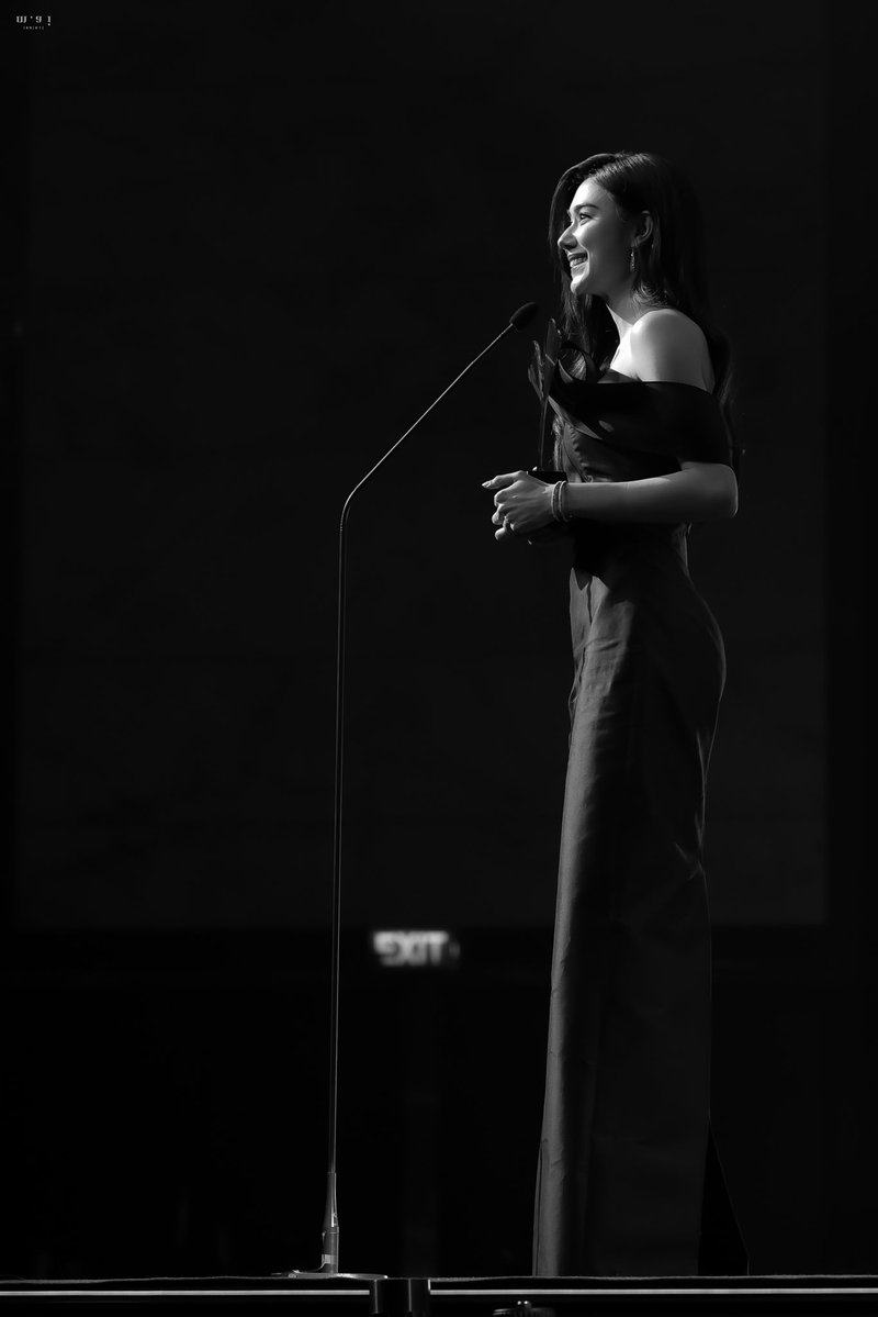 _09jannn's tweet photo. ความสุข🤍🦋

LENAMIU AT Y ENT AWARDS
#YEntertainAwardsxLenaMiu
#lalinalena https://t.co/2my56ZEtJK