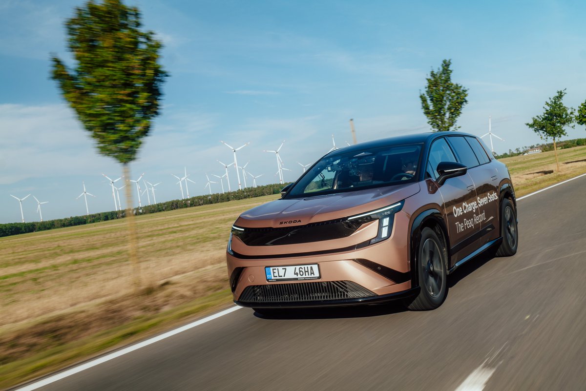 TheAutoMagazine's tweet photo. Škoda Peaq sets range record for seven-seater electric SUVs
https://t.co/OKs1EOOgRw https://t.co/ayNNzZH9Ko