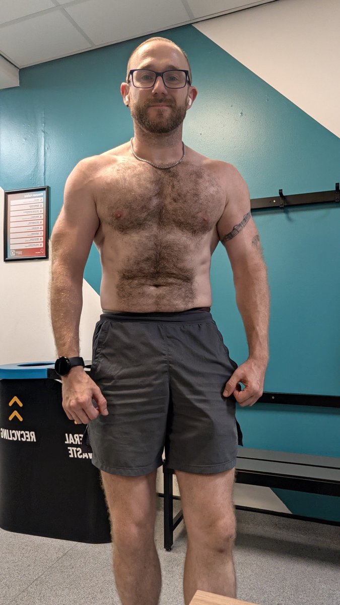 craiga191's tweet photo. Gym day https://t.co/L07sMmwJ60