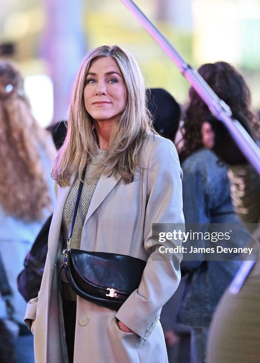 jenfanbase's tweet photo. Alex Levy is alive and well https://t.co/cAwykXnvxE