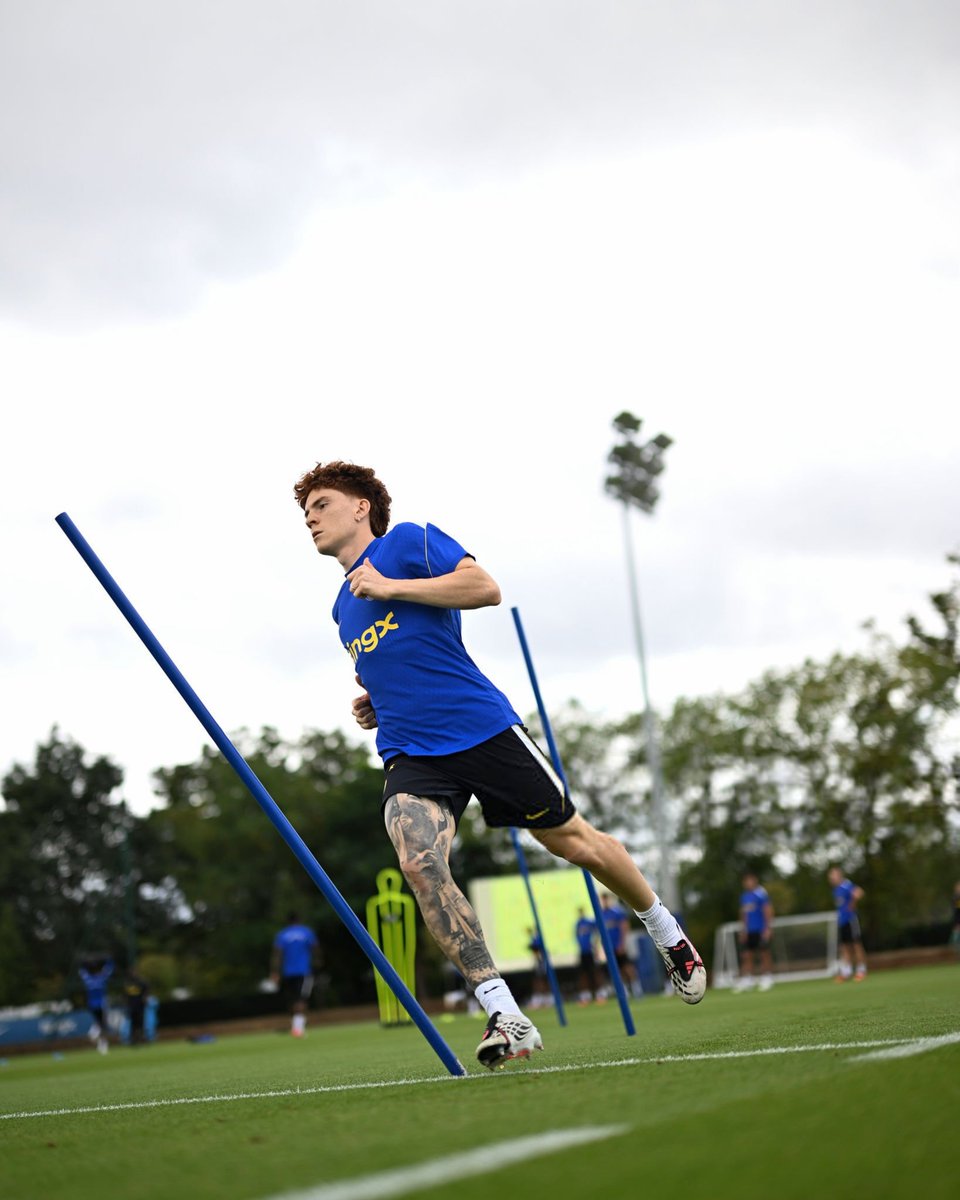 Mohxmmad's tweet photo. Valentin Barco #CFC https://t.co/BUylpqBvaJ