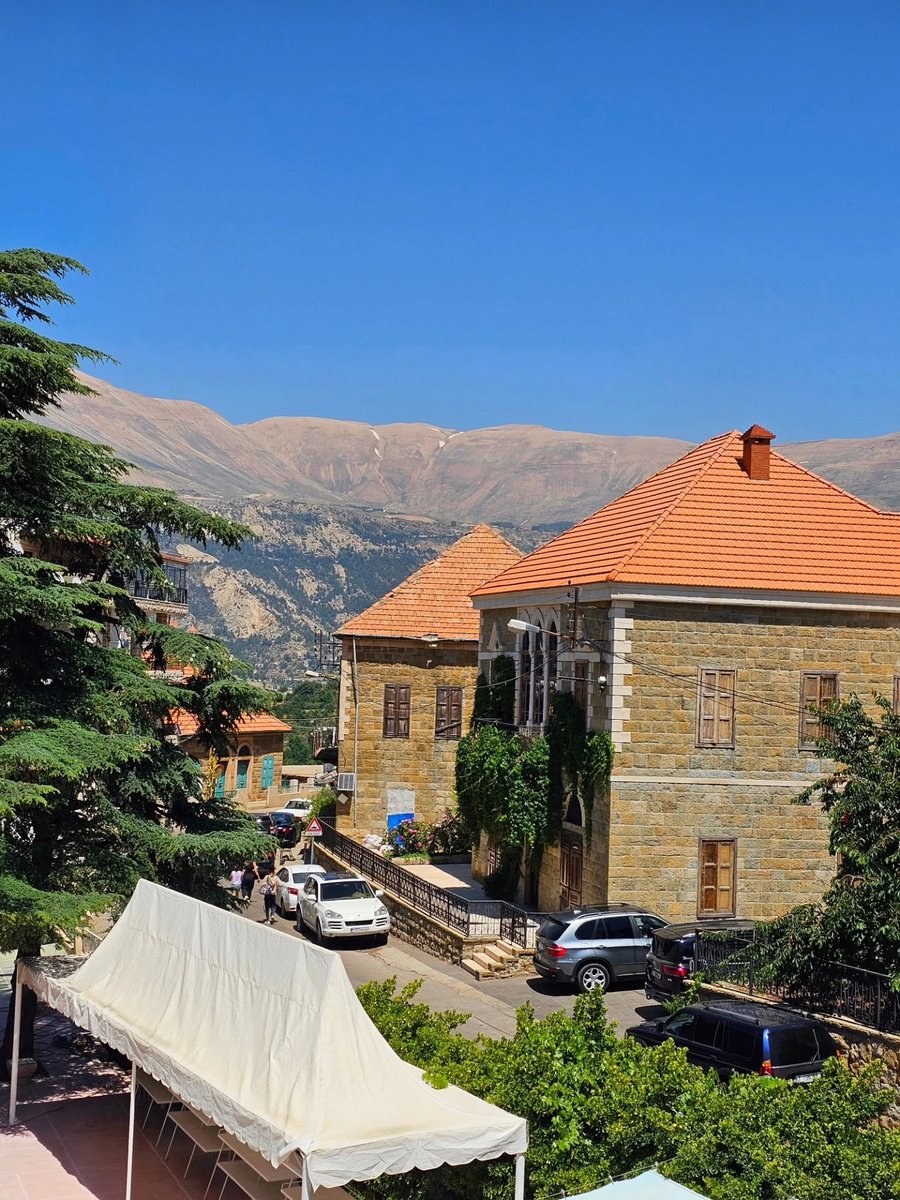 HAYAELMOHAMDY's tweet photo. شو حلو لبنان… وشو حلوة ضيع لبنان 🇱🇧❤️
#لبنان https://t.co/eJyqwc8dwy