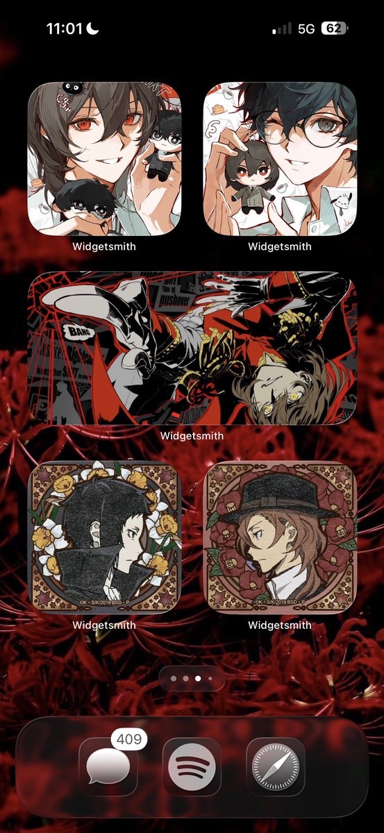 porcelaindoom's tweet photo. posting my homescreen before i change it again :P https://t.co/cSMzIh4iyX