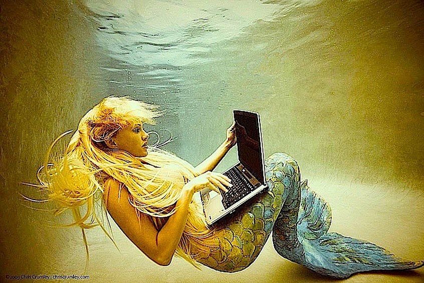 daydreamweaver's tweet photo. how your email finds me https://t.co/DYX1tDDpZP