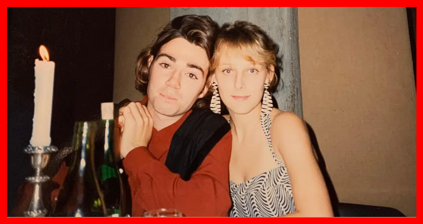 StishorMac's tweet photo. -Did you say your girlfiend was going on a blind date or am I hearing things, Andy?
-You're not hearing things, fella - we're commies. https://t.co/9oTSDESMQv