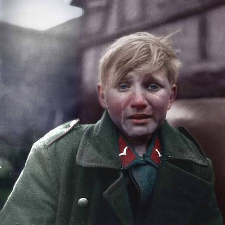 zx5925's tweet photo. @Georg_Pazderski You're a little pussy like all germans that why get fucked by Red army. https://t.co/vluo7wzVFV