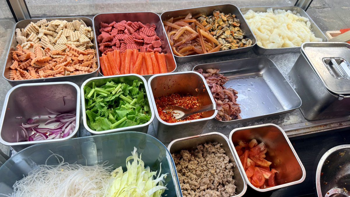Yingying4719's tweet photo. น่ากินม้ายยย 🥗❤️✅
#พิดโลก #พิษณุโลก https://t.co/Rq5TvpKOqC