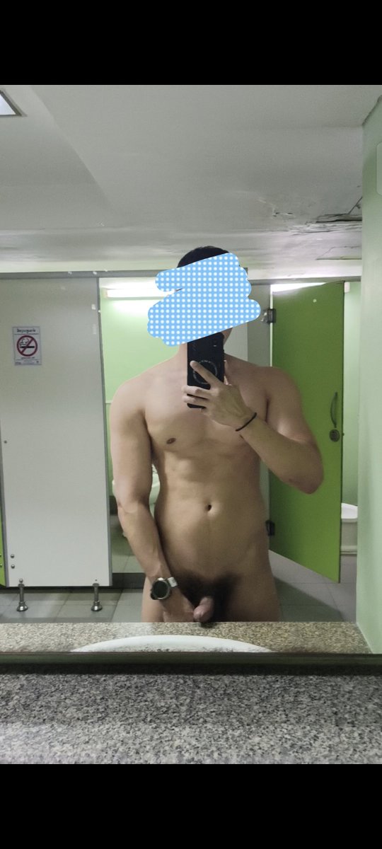 GuntheFvcker's tweet photo. ที่ไหนน้า... https://t.co/DPa1QfGZVg