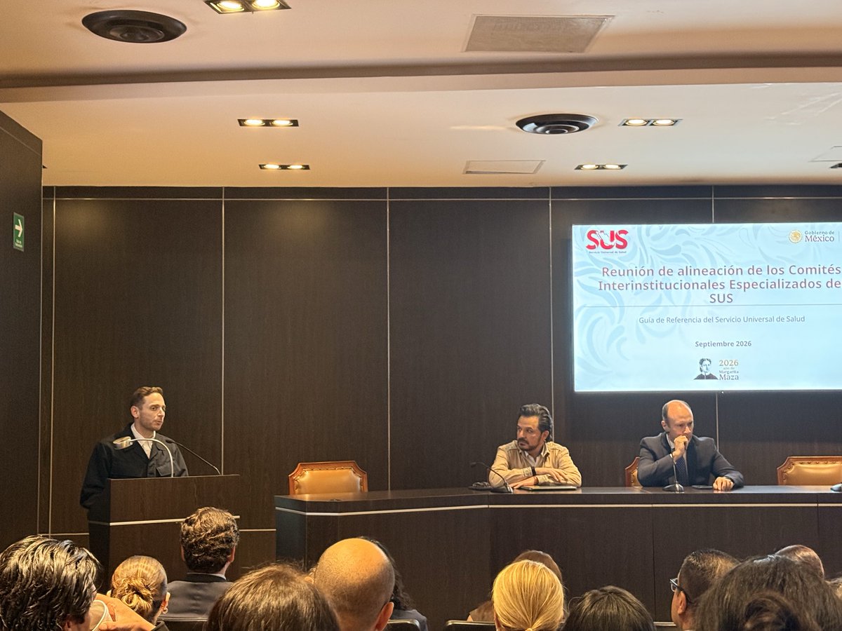 hannielmx's tweet photo. Escuchando al Subsecretario @EduardoClark en la reunión de alineación de los Comités Interinstitucionales Especializados del SUS https://t.co/pyujVd5V8J