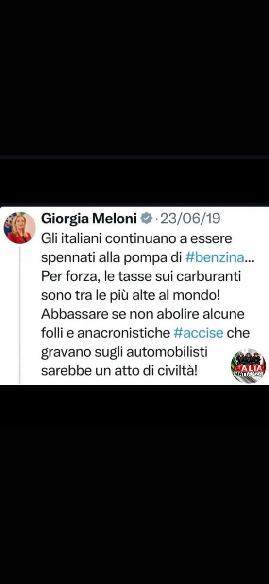 robertodimassim's tweet photo. @tempoweb Occhio che la gente vi viene a prendere a calci nel culo, per le #scemenze e le #bugie che raccontate.
#Ribaldi https://t.co/qKmRgdDSlt