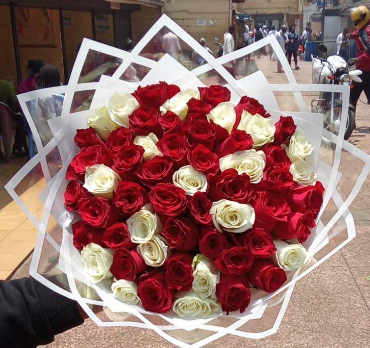 GitauJames17's tweet photo. 60 stems birthday bouquet 
Fresh flowers all day every day 

CALL/WHATSAPP 
0701312020

FREE GIFT CARD WITH MESSAGE

#flowers #floristinnairobi #freshflowersdeliverydaily #flowerstagram #flowergift

ORDER FRESH FLOWERS TODAY 
SAME DAY DELIVERY https://t.co/c1K6Ye7NLs