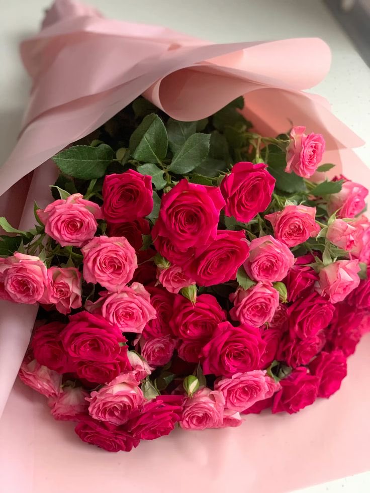 MARIAOSTAF76067's tweet photo. @rtl1025 Come ti capisco, guardarti e ascoltare le tue bellissime parole mi commuovo pure io, sei una persona meravigliosa, meriti di vivere questa emozione “da mamma”, le due PRINCIPESSINE saranno più che fortunate di avere una mamma e un papà così bravi come voi due♥️#BenedettaRossi… https://t.co/2YS5Hihs56