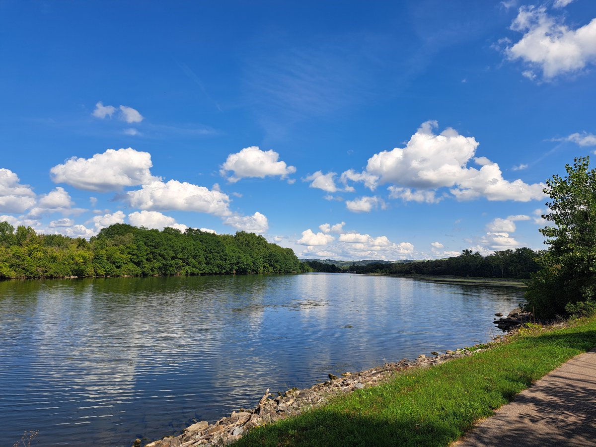 AJ476239's tweet photo. #trails #offroad #outdoors #forest #nature #sky #clouds #scenic #veiws #landscape #river #biking #hiking #reflection #picture #photography https://t.co/xOnk53aDtJ