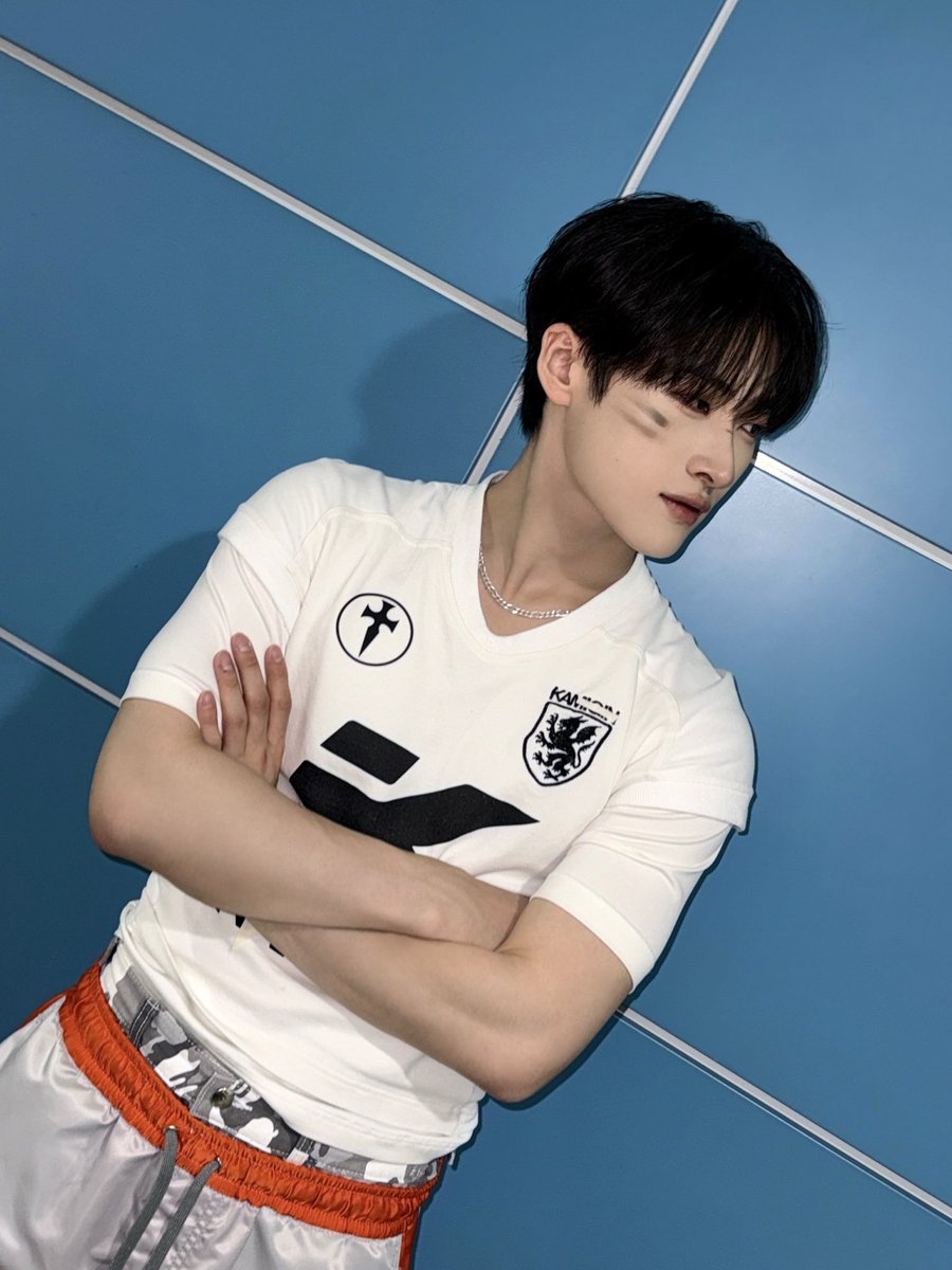 allhoursfrfan's tweet photo. {YOUMIN} 02.09’26
Fin fin fin ~~
#ALL_H_OURS #MINUTES #YOUMIN #유민 https://t.co/vV4N6xVCIh