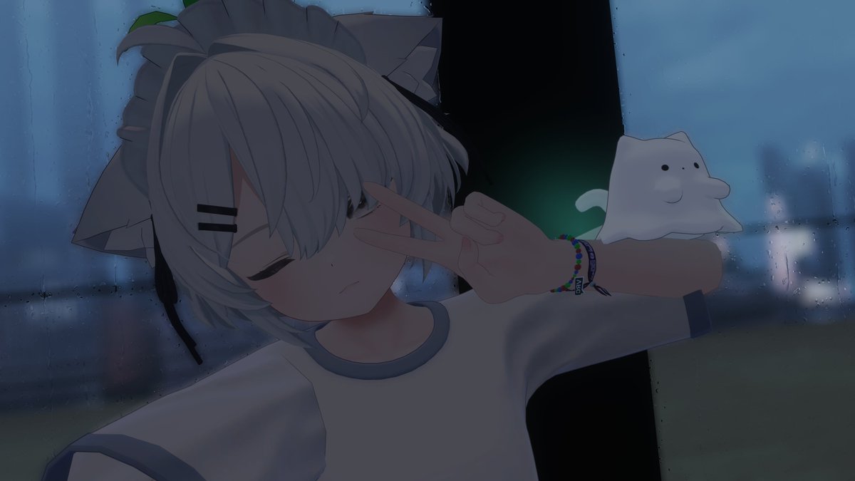 Nuo0825's tweet photo. #VRChat日記 
晚上好！
今天给我自己的mafuyu整上了装饰！ https://t.co/kNTbH0OVmF