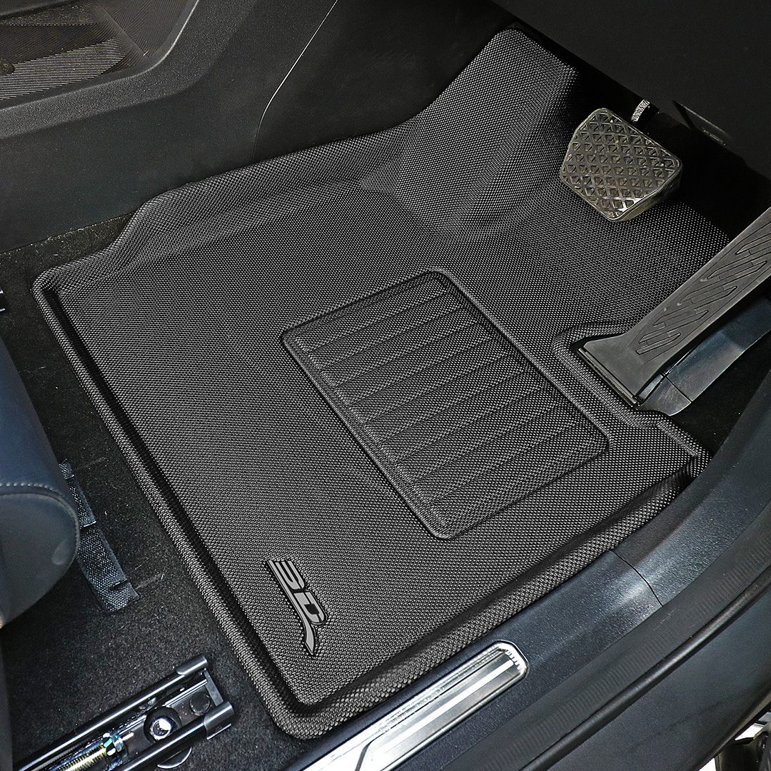 CaryWitchaffm's tweet photo. Exciting news! Our sporty, sleek 3D KAGU mat for the Icaur 03 is back in stock. It enhances your car’s interior while providing unbeatable protection. Get yours before they’re gone! https://t.co/1aNbunLK7O