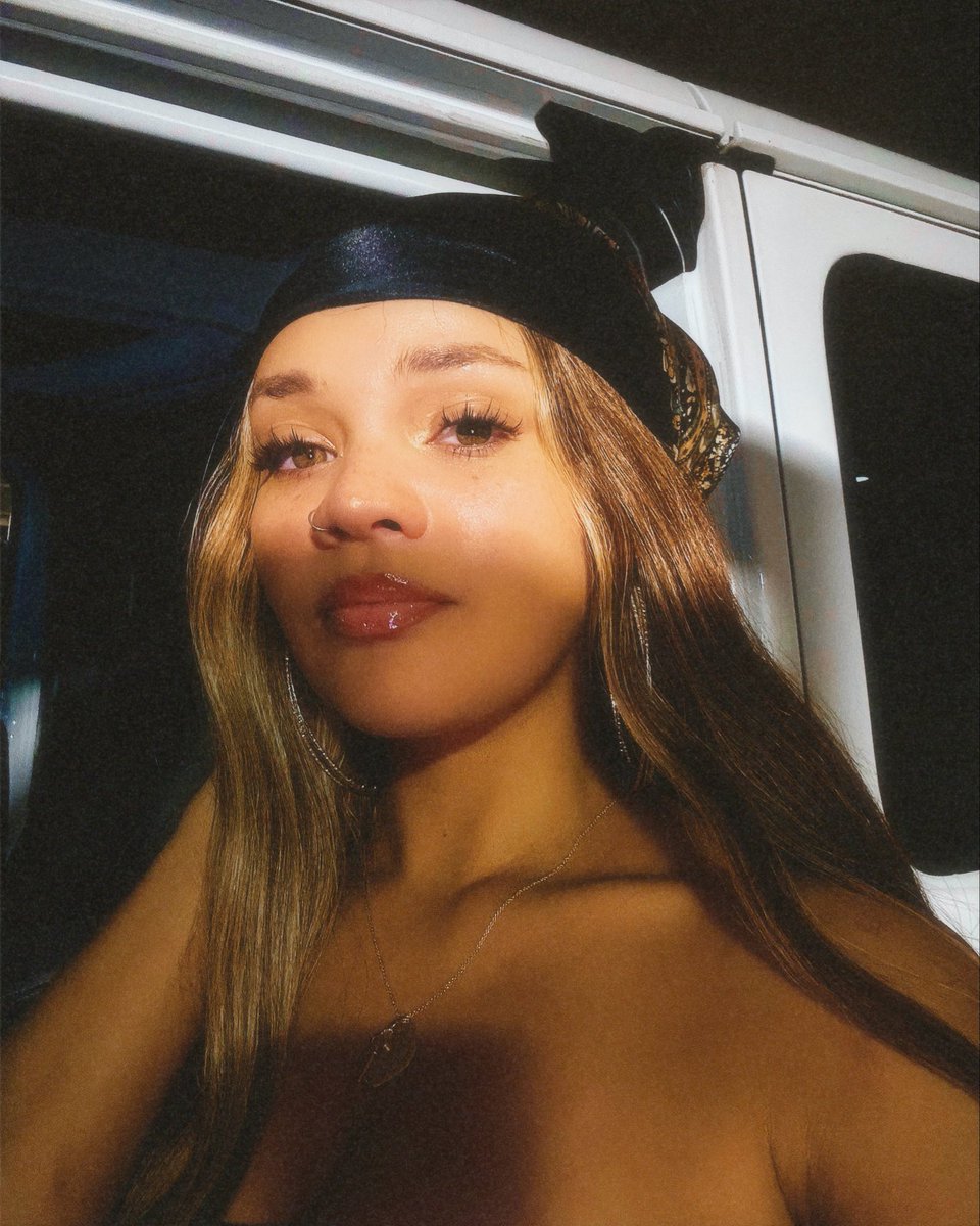 thelemonaid's tweet photo. Here damn https://t.co/nFQWCE8ZnD
