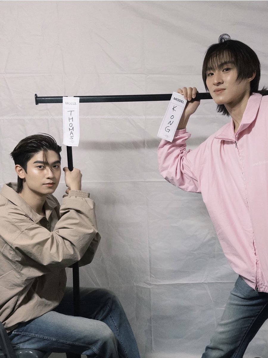 dumboosunday's tweet photo. Model Thomas — Model Kong ♡

( I’m truly so proud of you both ㅠㅠ )

THOMASKONG IN SFWSS27 
#MMAMSS27RUNWAYxTMK 
#MMAM 
#SeoulFashionWeek2027ss 
#tthomastc #kongjiro https://t.co/PVmttKl8Fy
