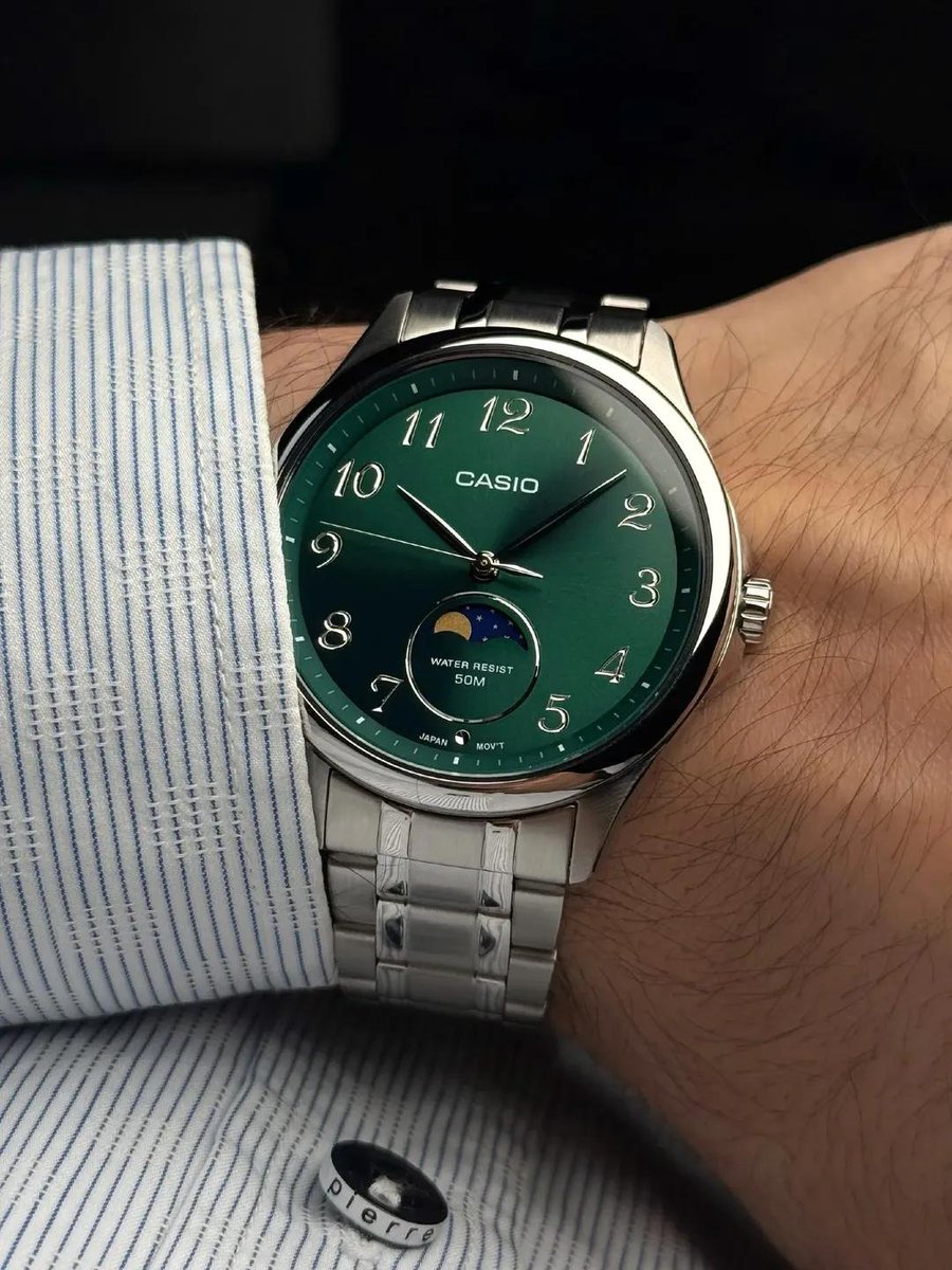 BabangKeche's tweet photo. Gue kira Casio yang punya moon phase begini bakal kelihatan terlalu formal... ternyata dipakai daily malah enak juga dilihat😎 https://t.co/8U2YBONk7l