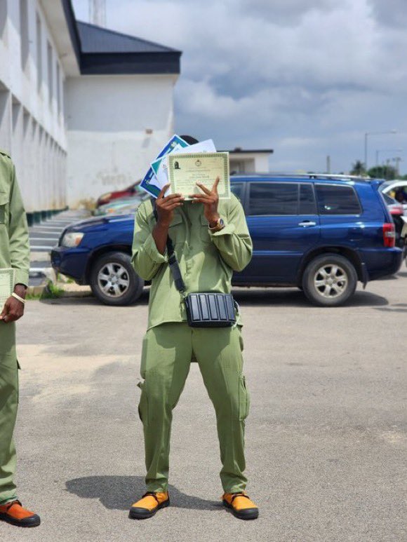 Fakaofwest1's tweet photo. NYSC done and dusted

What next? https://t.co/6u1mc8OE5T