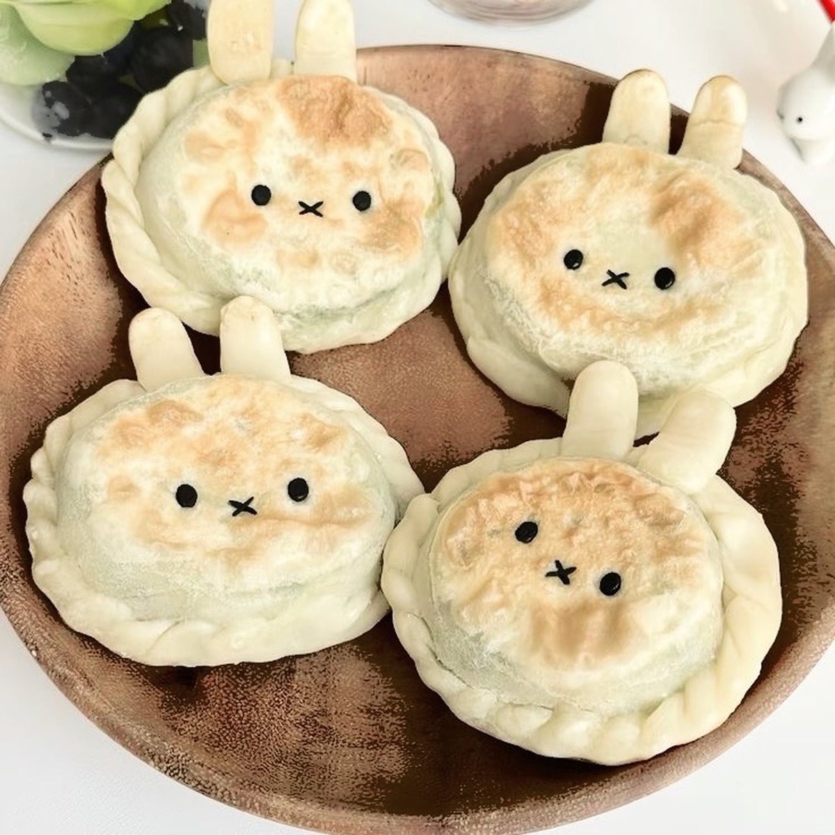 actsnyxie's tweet photo. ⠀⠀⠀⠀ ⠀ ⠀⠀⠀⠀.  ͏ ͏.ㅤׁ ˳˳.⋅ॱ˙ · ๑͏ 🪻 ˚

¡¡ good morning, 𝐦𝐢𝐬𝐟𝐢𝐭𝐬 !! hoy tendremos juego por la tarde-noche, esperamos ver a la mayoría presente ❤︎.

pregunta del día : 
¿cual es tu comida fav de tu país? https://t.co/5vcLd0mE0Q