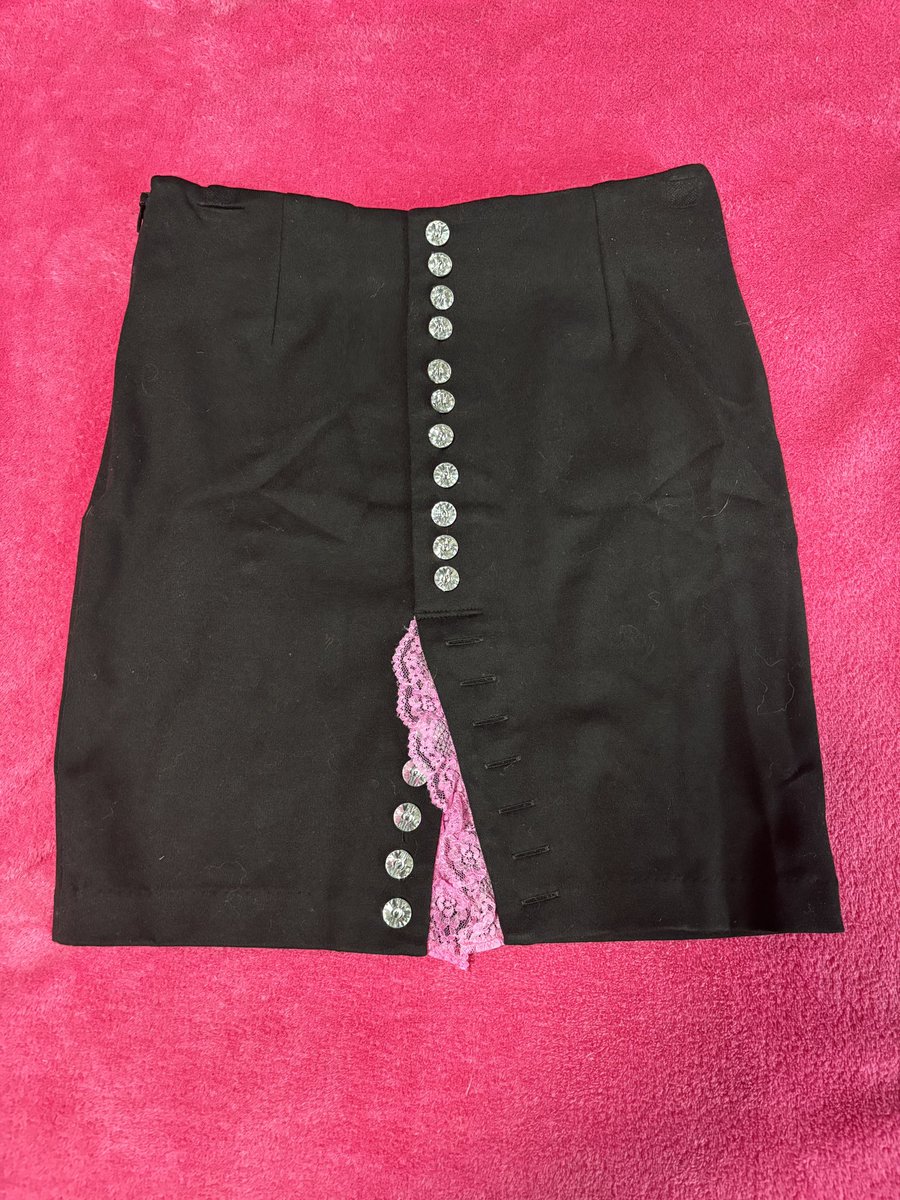 laceever's tweet photo. looking to trade or sell this sugar gloss skirt! #gyarutwt https://t.co/D4suoZovro