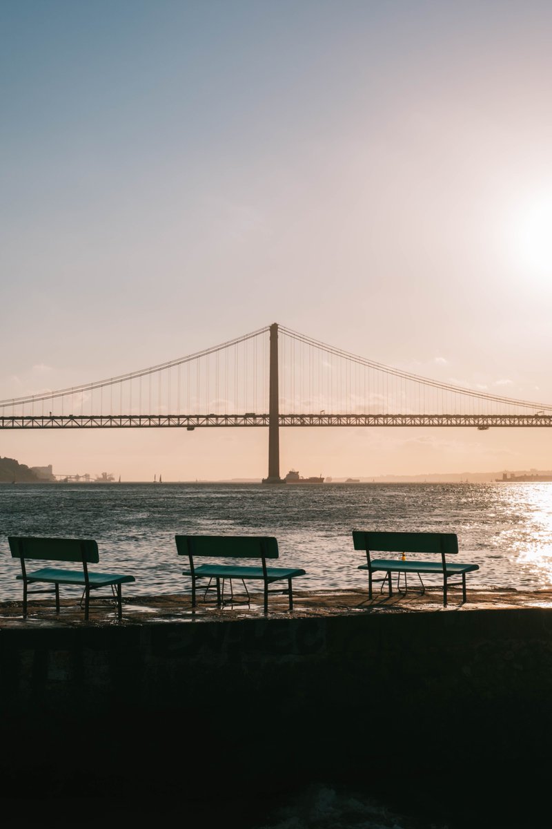 picsonthestreet's tweet photo. Streets of Lisbon https://t.co/KshJtlhTPl