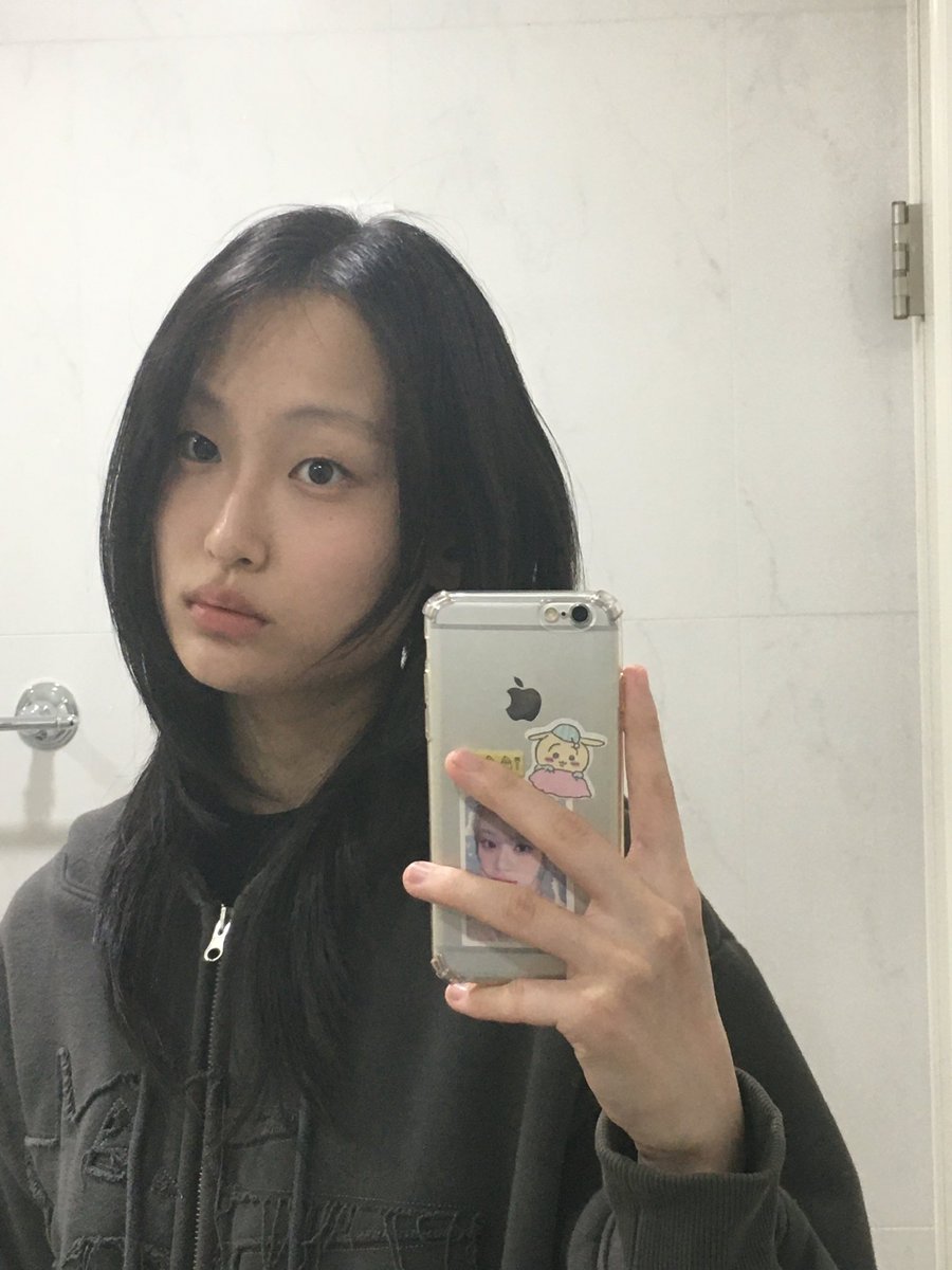 Mmndnx's tweet photo. #레친소 #wlw
옛날 사진 발견했어요 https://t.co/R5osMoiWcu
