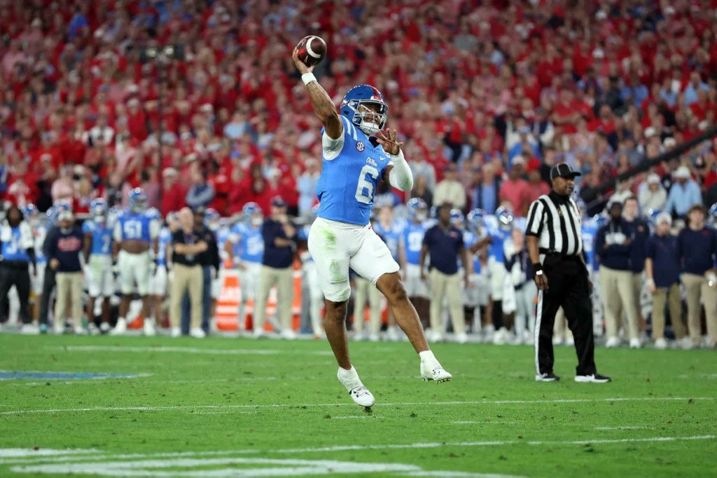 OddsTrader_'s tweet photo. 🏈 College Football Week 1 Player Props 🏈

Timing is crucial. Jump on these value plays early. 👇
https://t.co/c6hcUqHkUu

#CollegeFootball #SportsBetting #PlayerProps #CFBWeek1 #GamblingX https://t.co/BijeldpWAE