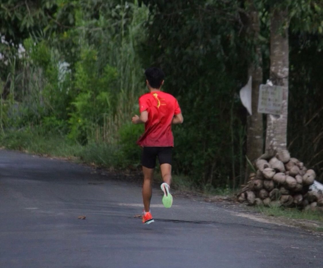 phc112735's tweet photo. 🏃‍♂️ https://t.co/AMwyPdOGET