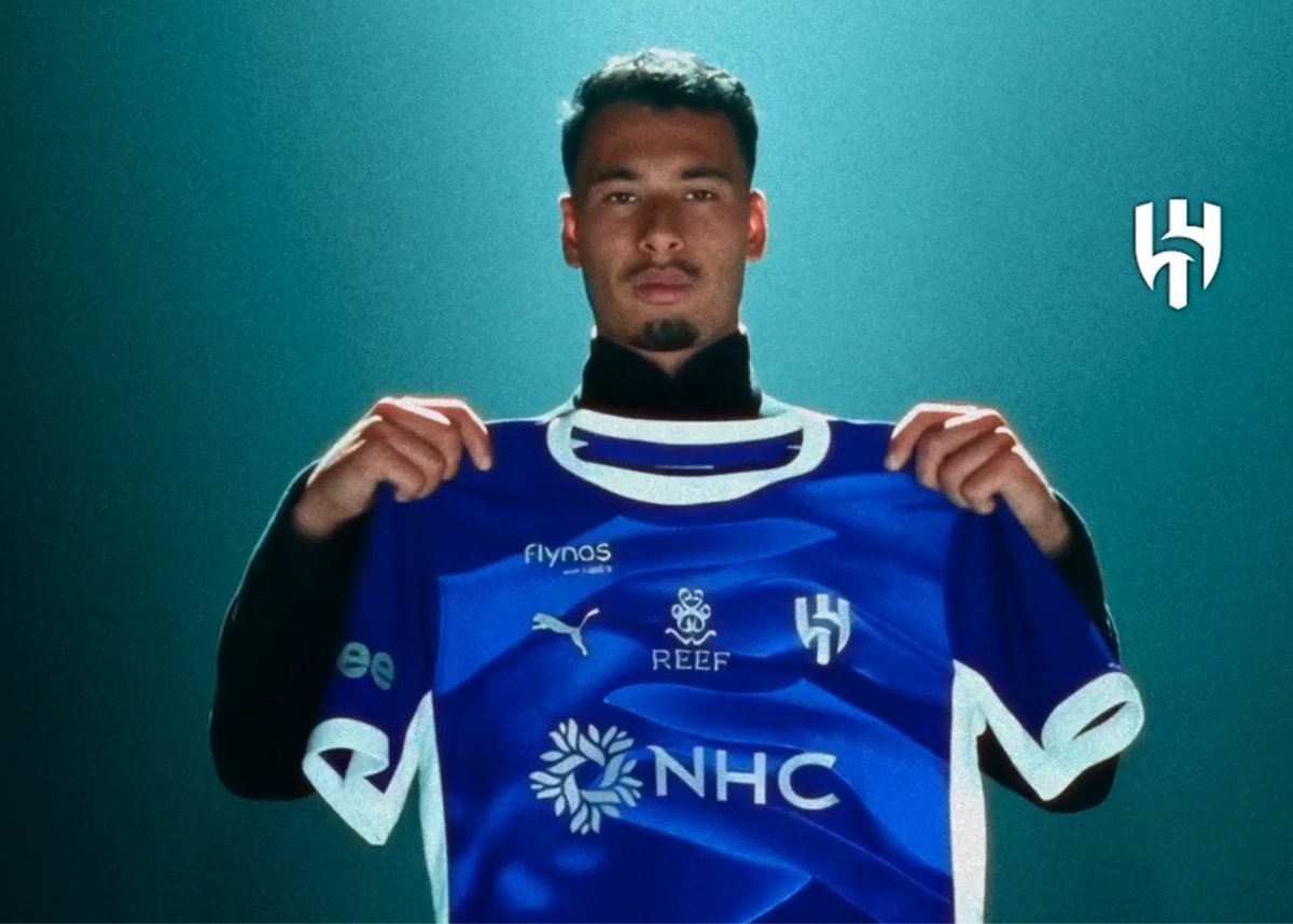 SaudiNews50's tweet photo. الهلال يعلن ضم اللاعب البرازيلي "غابرييل مارتينيلي" قادمًا من أرسنال.

- https://t.co/0368q4DHso