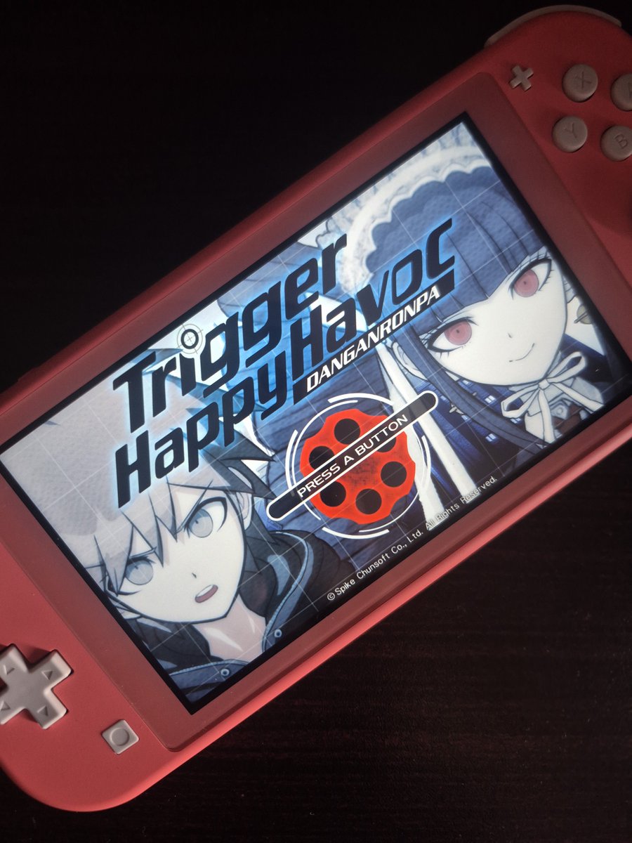 mentallyafkirl's tweet photo. Bought this game. No idea what to expect https://t.co/QmH2euLR0g
