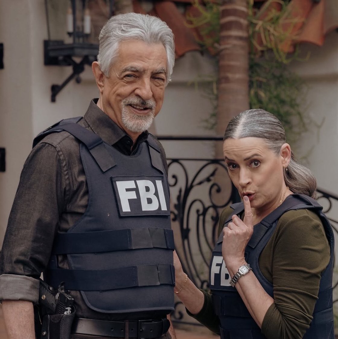 pvbarchive's tweet photo. New BTS photos of Paget with AJ and Joe! https://t.co/ercOZynG4Q
