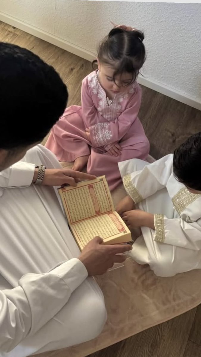 naqa925's tweet photo. "بيت آمنَ، كلّه صلاحٌ ويسَكنه الحبَّ والأمانَ طوَل العُمر"🤍 https://t.co/hF6SSSCiz0