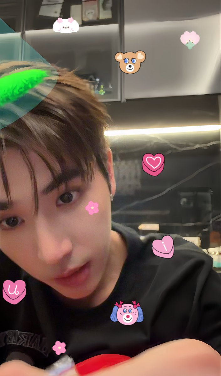 nongtanarakv2's tweet photo. หม่าม้าค้าบ เติมแป๋วยังคับ 🐶💗 https://t.co/tYleKJTO0K