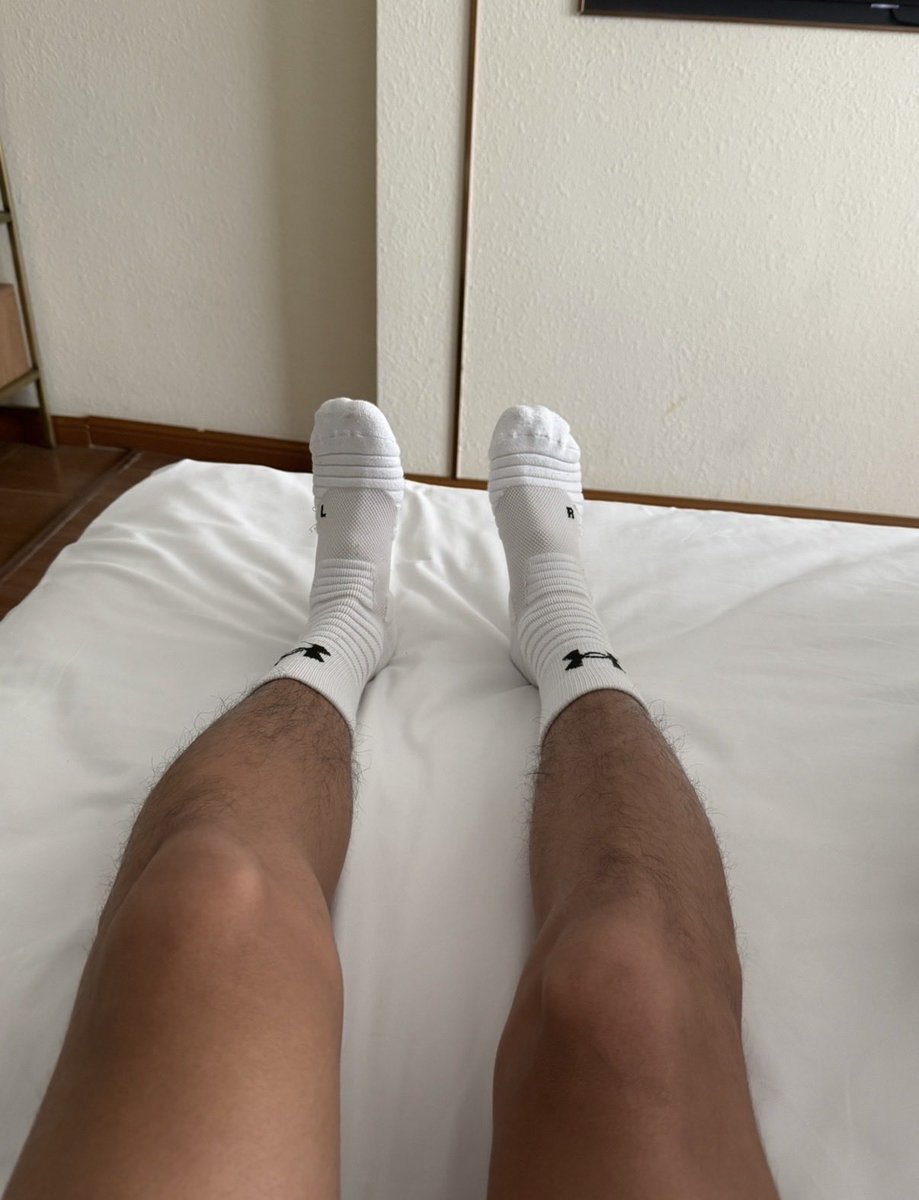 xioru2232691's tweet photo. 🧦 https://t.co/aUBCNsOQBE