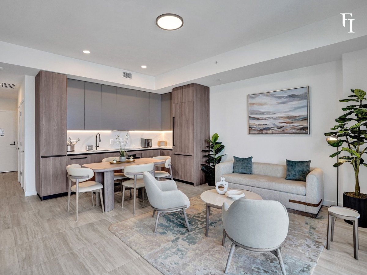 FI_Real_Estate's tweet photo. JUST LISTED - 72 PARK MIAMI BEACH CONDO
580 72nd St. #1809 Miami Beach, FL 33141

Asking Price: $1,500,000
708 SQ FT
1 BED
1 BATH

Contact us to schedule a private showing.

LISTING AGENT:
NATALIA PURISACA P.A.
📧 np@fi.realestate
📱+1.614.327.5189

#letsfindyourmiami https://t.co/9wn5sp2wDh