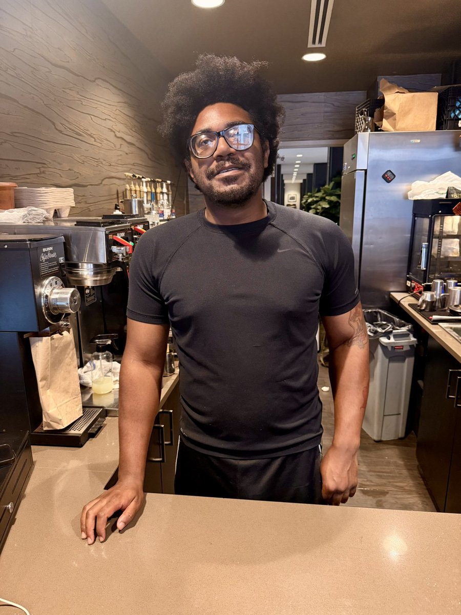 SkrticX's tweet photo. Nice meeting Vashawn Saunders, who grew up around E. 131st and has lived in downtown Cleveland for two years. This November, he’ll be closing in on one year working at the Brass Moon Espresso Bar at 1127 Euclid Ave. Great talking with him and hearing his Cleveland story. https://t.co/ZVFyeBAeZ9